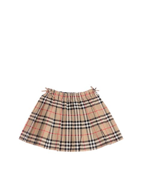 burberry spring 2019 printed skirt|vintage Burberry pleated skirt.